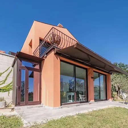 Private & Swimming Pool In Tuscany Villa